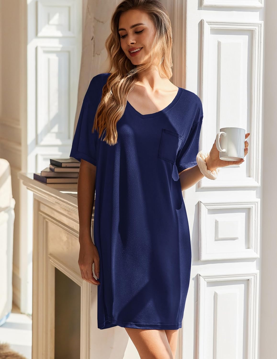 Navy blue short-sleeve nightgown, V-neck, chest pocket