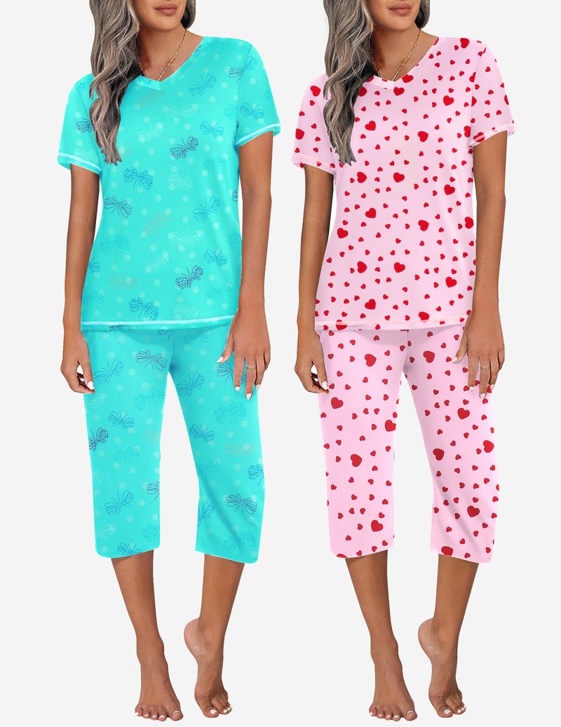 Women's pajama set: turquoise and pink short-sleeve top with capri pants, heart print