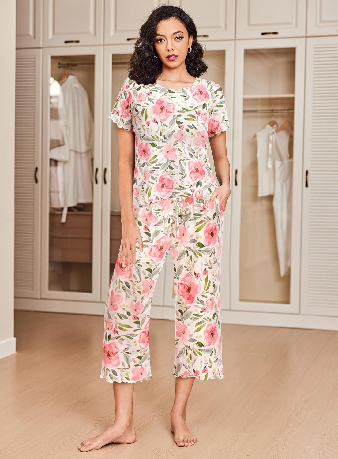 White base pink floral short-sleeve pajama top and cropped wide-leg pants set
