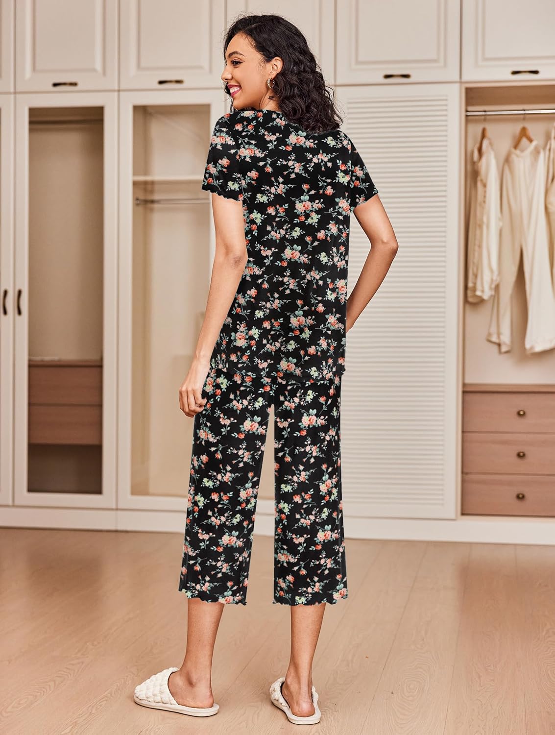 Women’s short-sleeve pajama set, black with small floral print, cropped capri pants