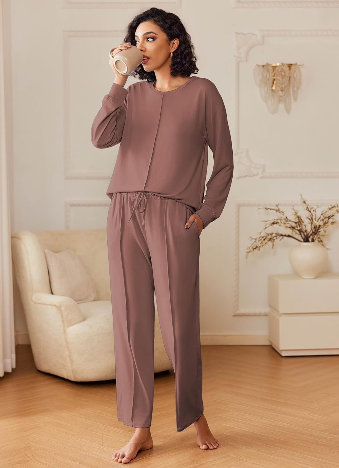 Chocolate brown 2-piece lounge set with long-sleeve top and drawstring pants with pockets