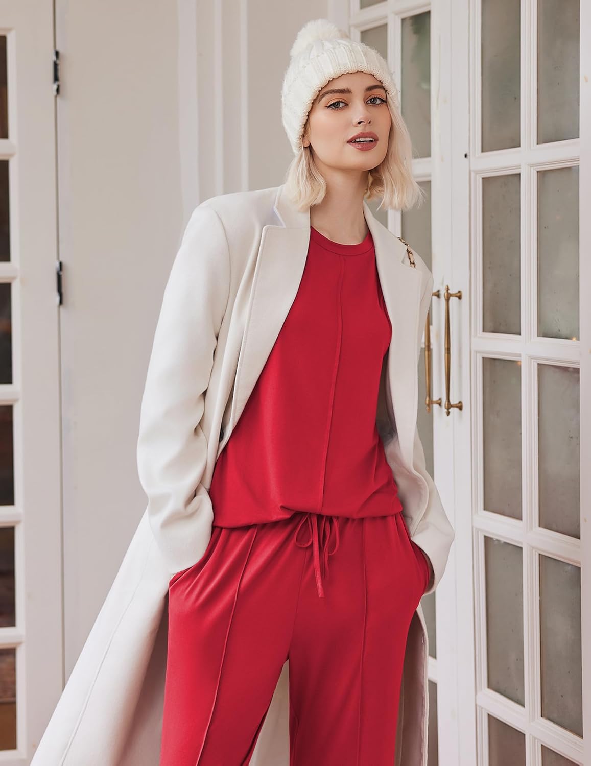 Conjunto pijama rojo con sudadera de manga larga y pantalón largo con cordón