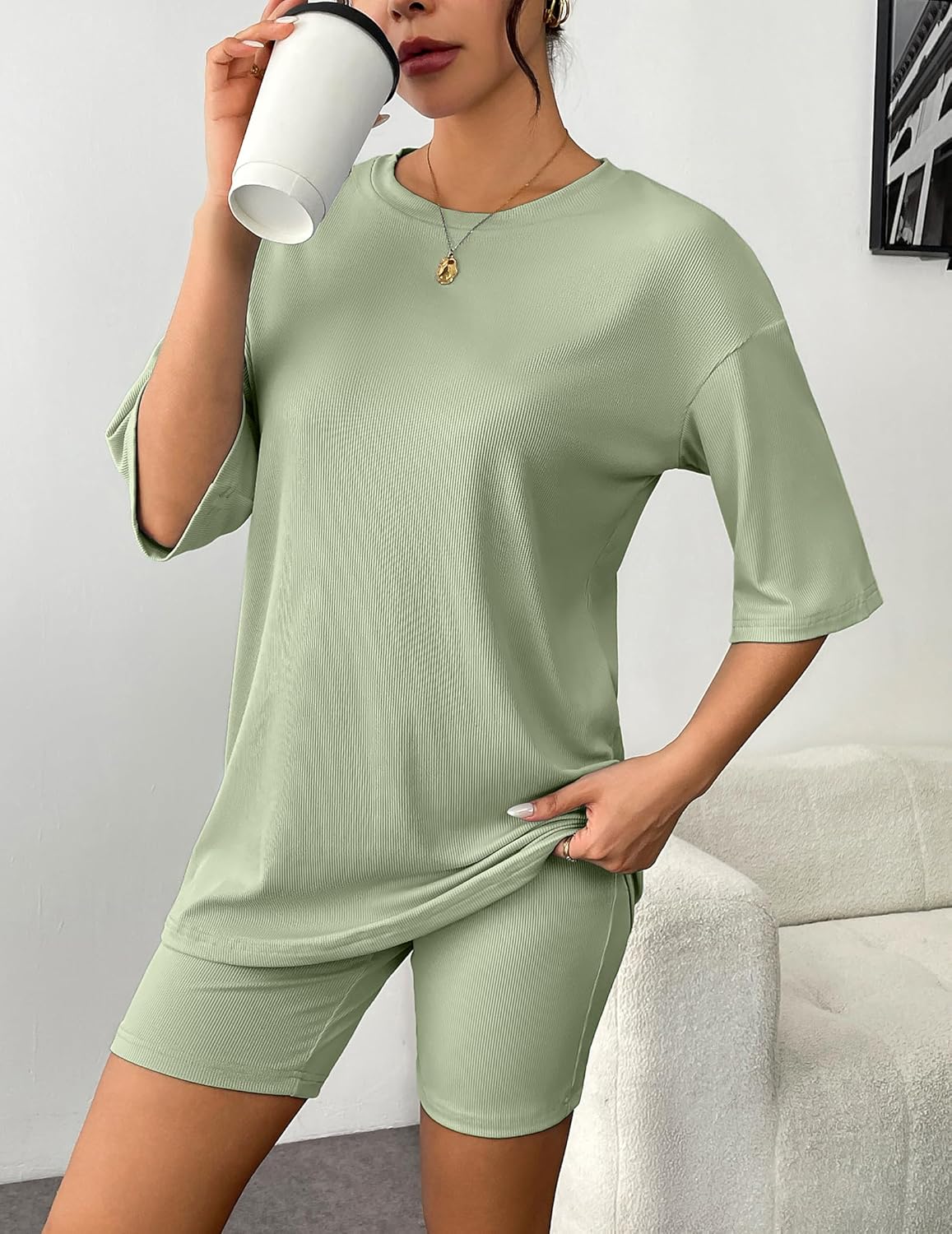 Ribbed knit lounge set in light green: short-sleeve T-shirt and biker shorts