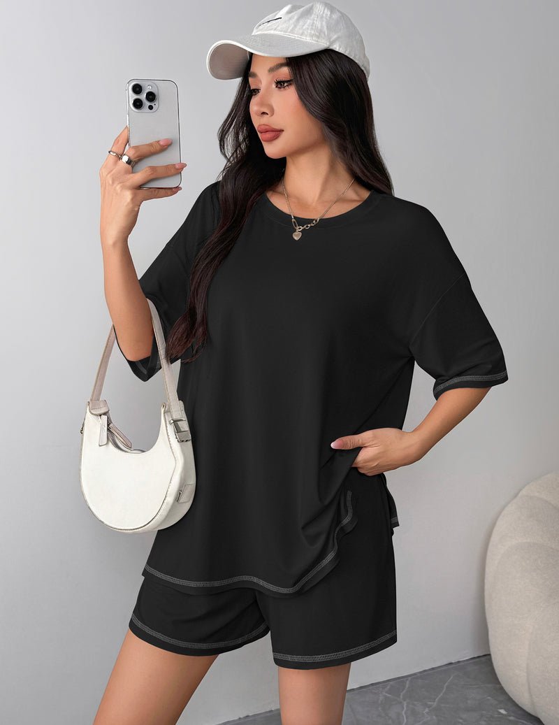 2-piece shorts set, black short-sleeve top and matching shorts