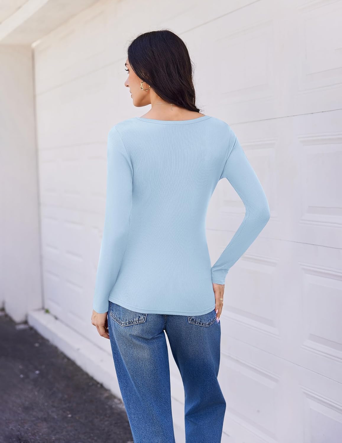 Long sleeve V-neck ribbed slim-fit top, light blue (back view)