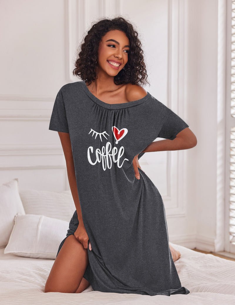 Langes Nachthemd, V-Ausschnitt, kurzarm, dunkelgrau mit „Coffee“-Print