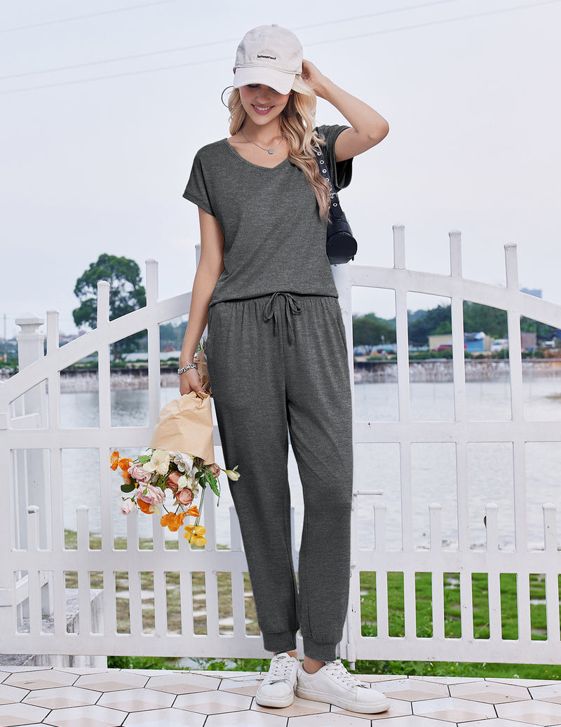Short-sleeve pajama set with jogger pants in dark gray with drawstring waist