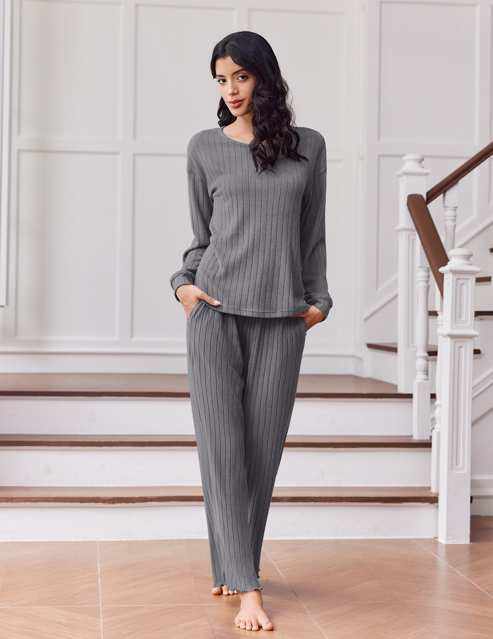 AMY008423_MGT-4