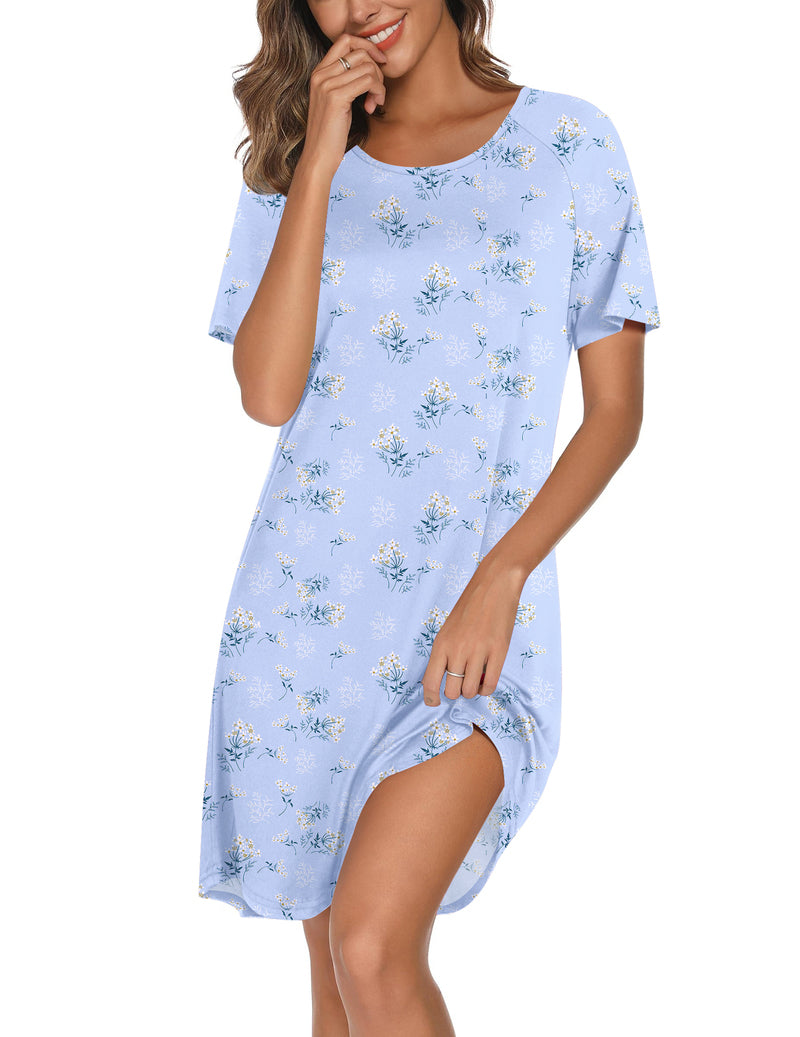 Short-sleeve cotton nightgown in light blue with small floral sprig print, crew neck