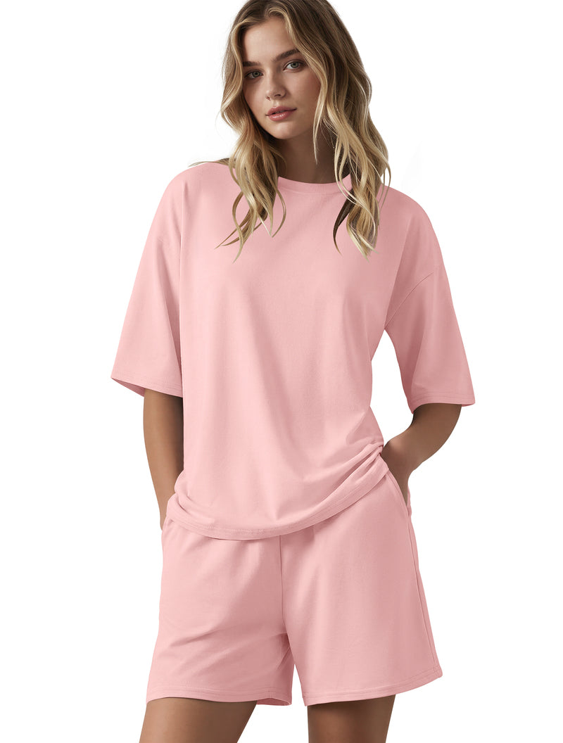 Oversized lounge set, light pink: short-sleeve T-shirt and matching shorts with drawstring