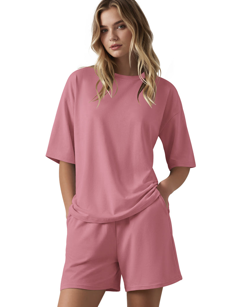 Light pink oversized T-shirt and casual shorts set, crew neck, elastic waistband