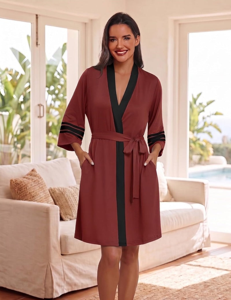 Short knit bathrobe with V-neck, 3/4 sleeves, tie belt, wine red with dark trim