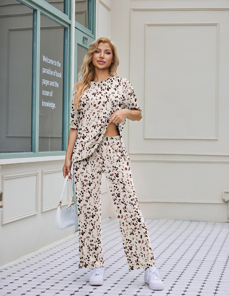 2-piece lounge set in cream with small multicolor print: top and wide-leg pants