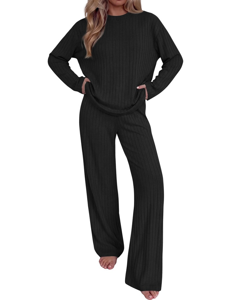 Ribbed mock neck long-sleeve top and wide-leg pants set in black