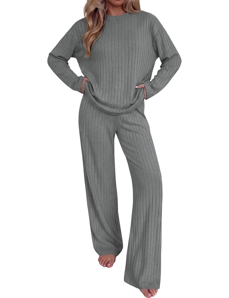 Ribbed mock neck long-sleeve top and wide-leg pants set in medium gray