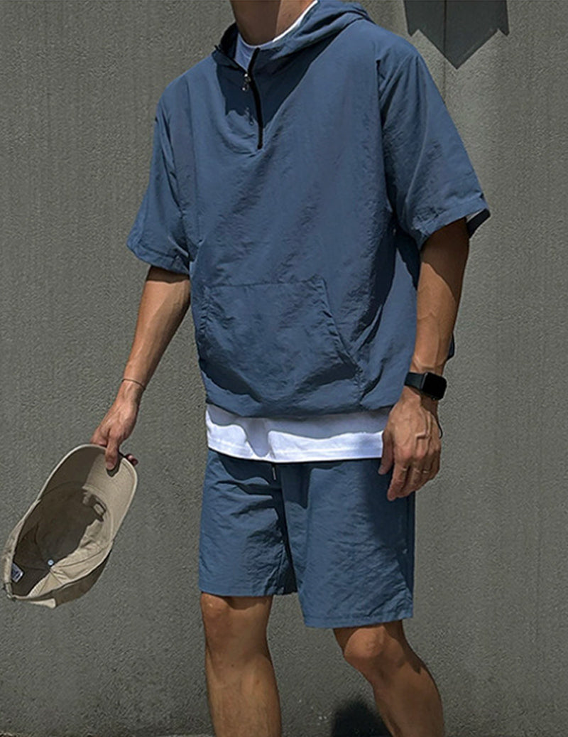Blauer Herren-Kapuzen-Halbzip-Pullover mit kurzen Shorts im Set