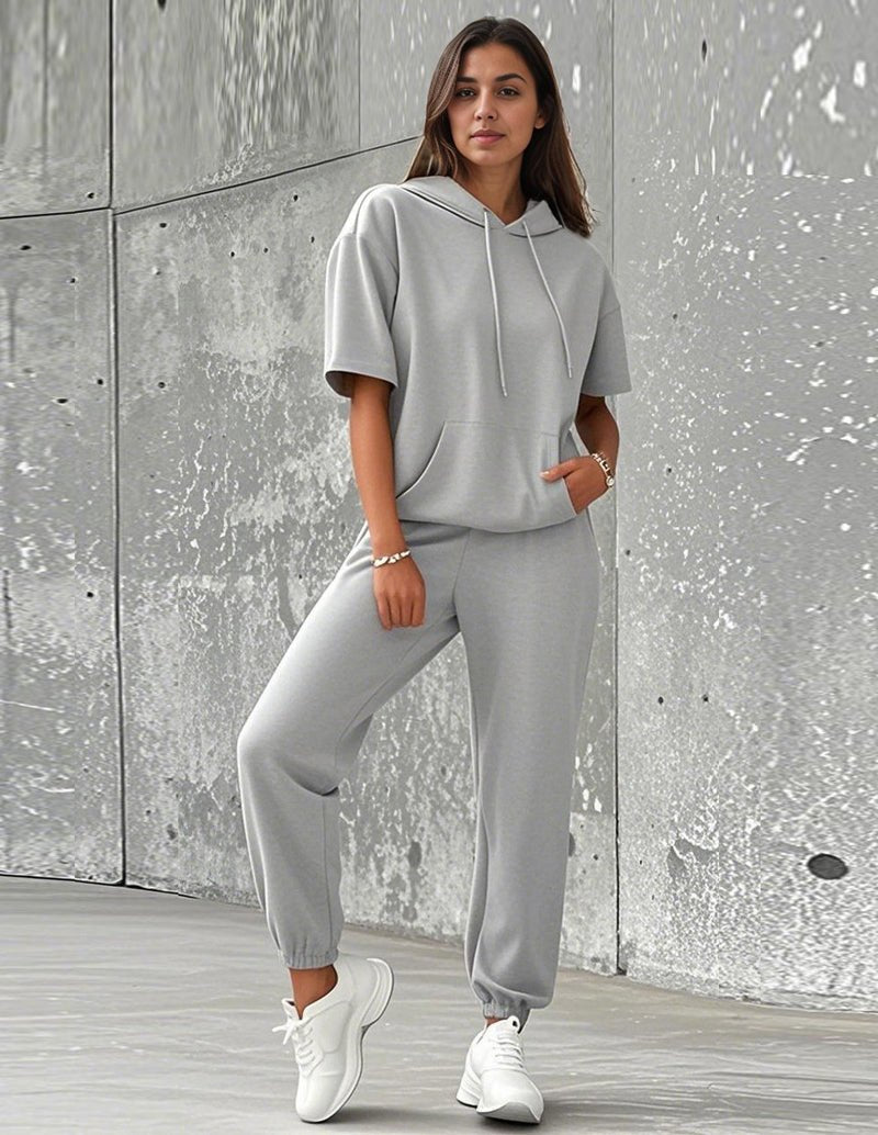 Gray hooded sweatshirt and jogger pants set, drawstring hood, short sleeves