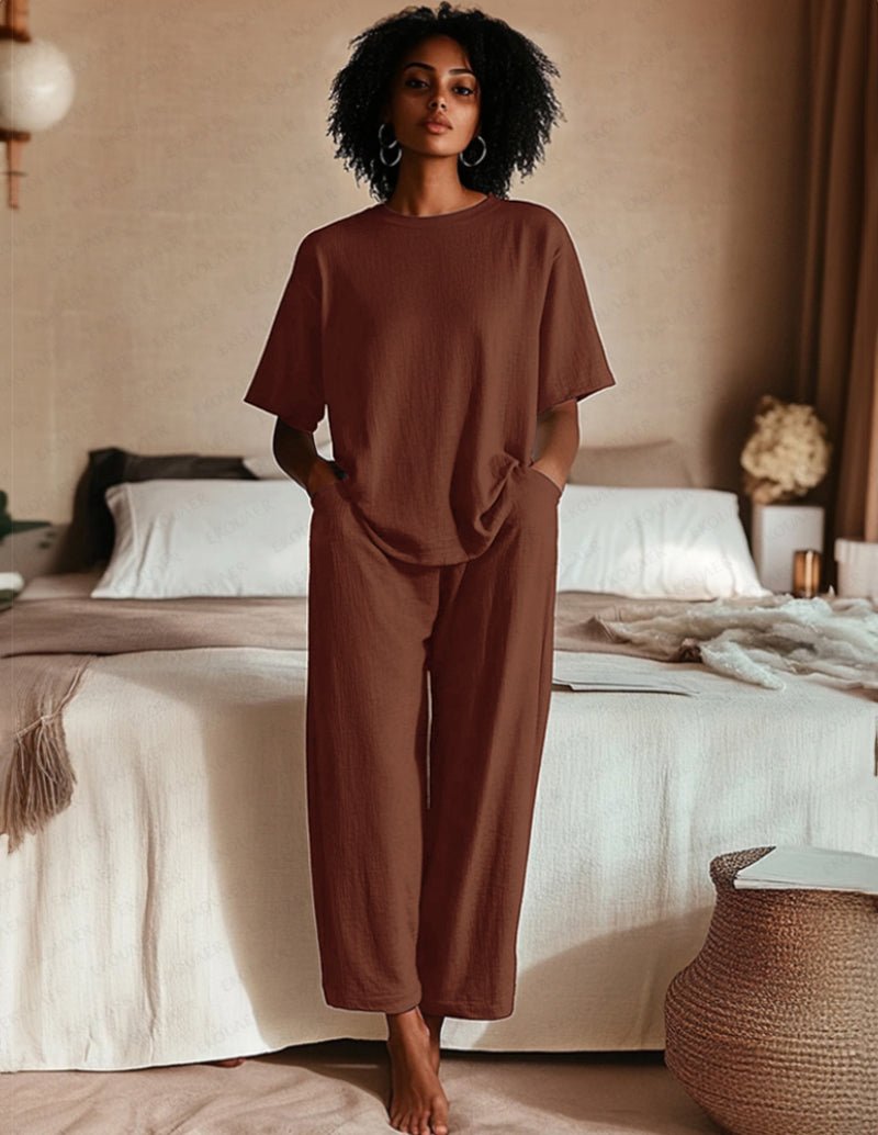 Two-piece pajama set in brown: short-sleeve top and wide-leg pants