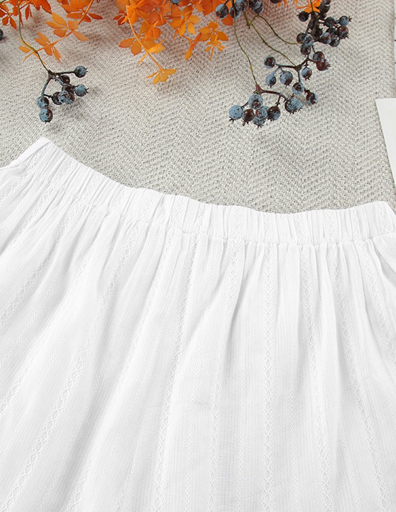 White cotton jacquard shorts waistband and pleated detail