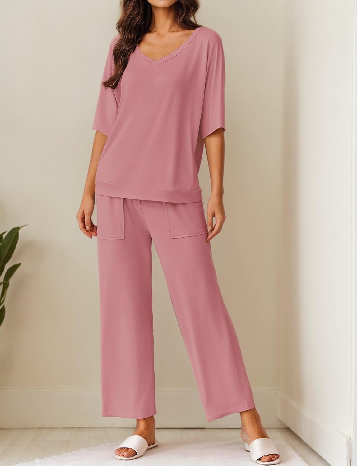 Rose pink pajama set: V-neck short-sleeve top and wide-leg pants