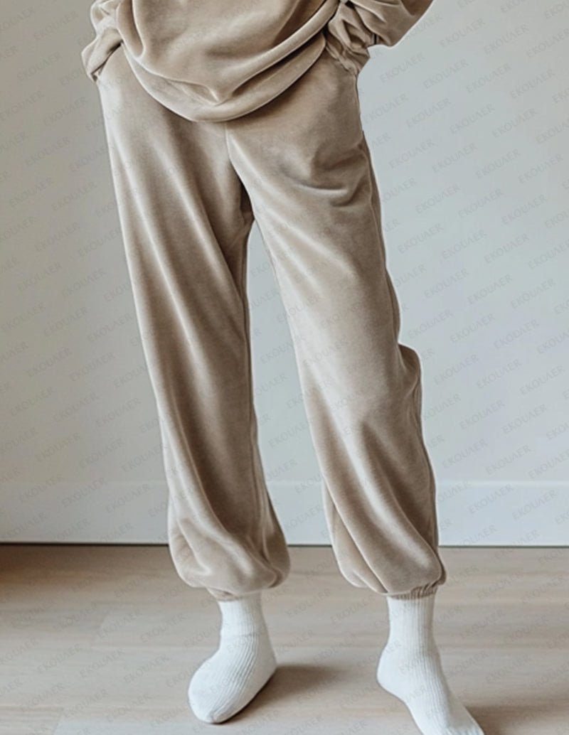 Khaki Pleuche velvet lounge set: relaxed jogger pants with cuffed hems