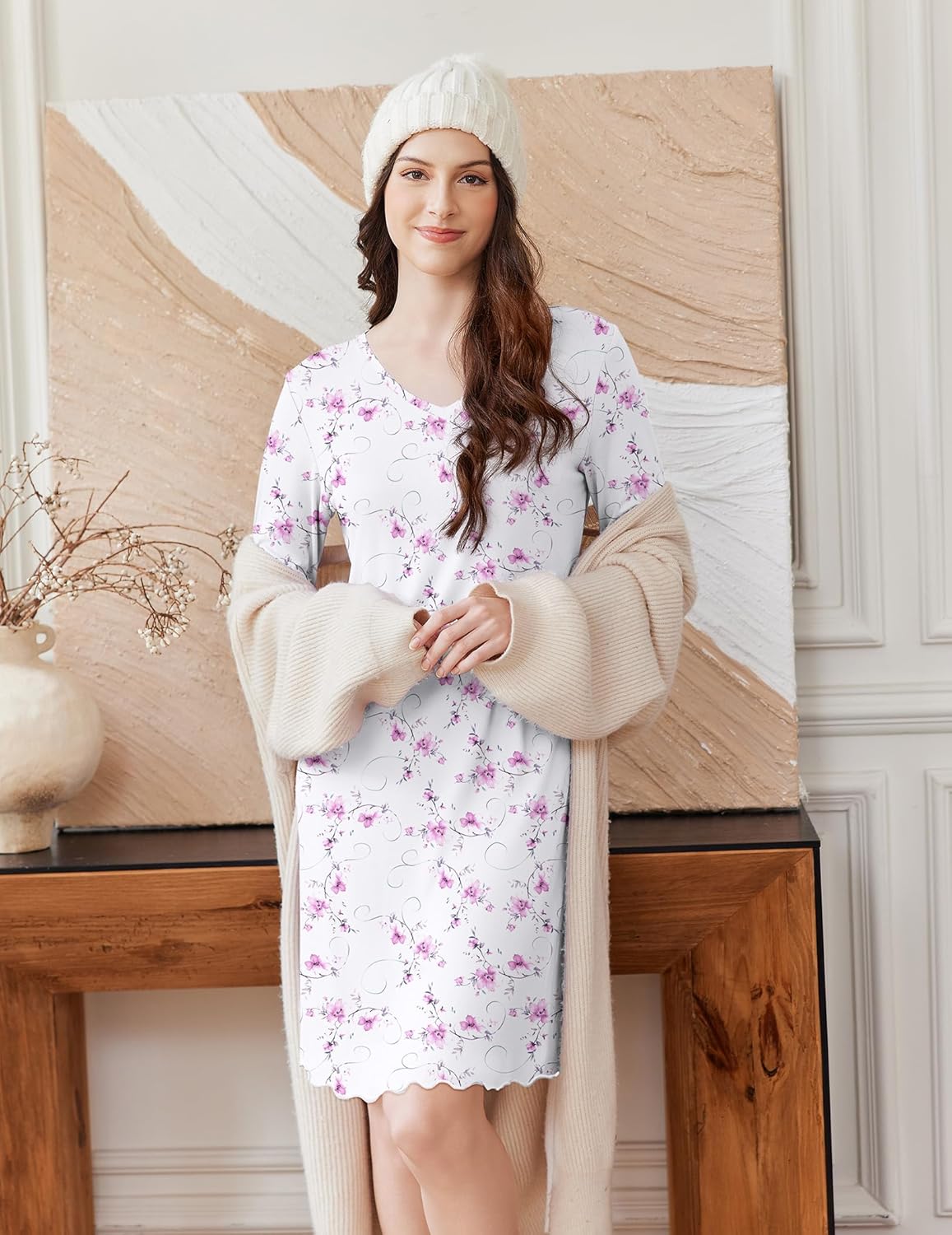 Cotton nightgown, long sleeve, white with pink floral pattern and scalloped hem