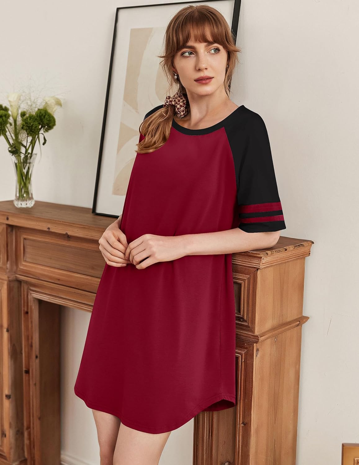 Wine red cotton nightgown with black sleeves and two striped cuffs, short sleeve front