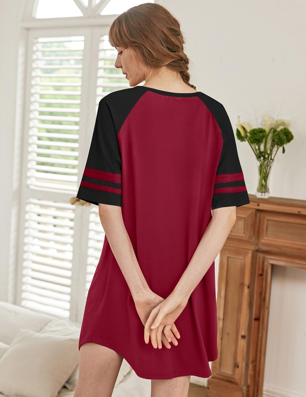 Short-sleeve cotton nightgown, wine red with black raglan sleeves and stripe cuffs