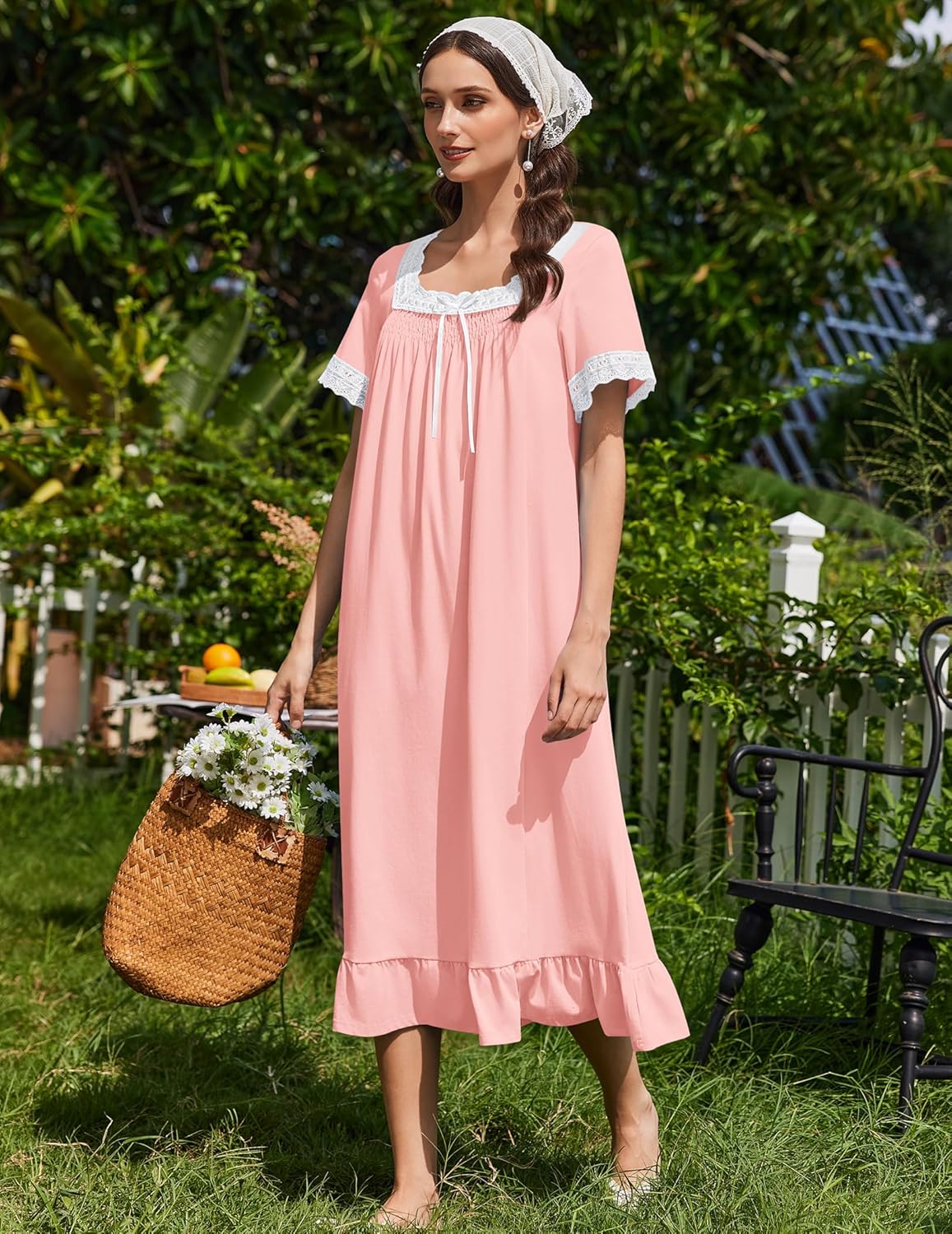 Cotton nightdress with lace trim, short sleeves, pink