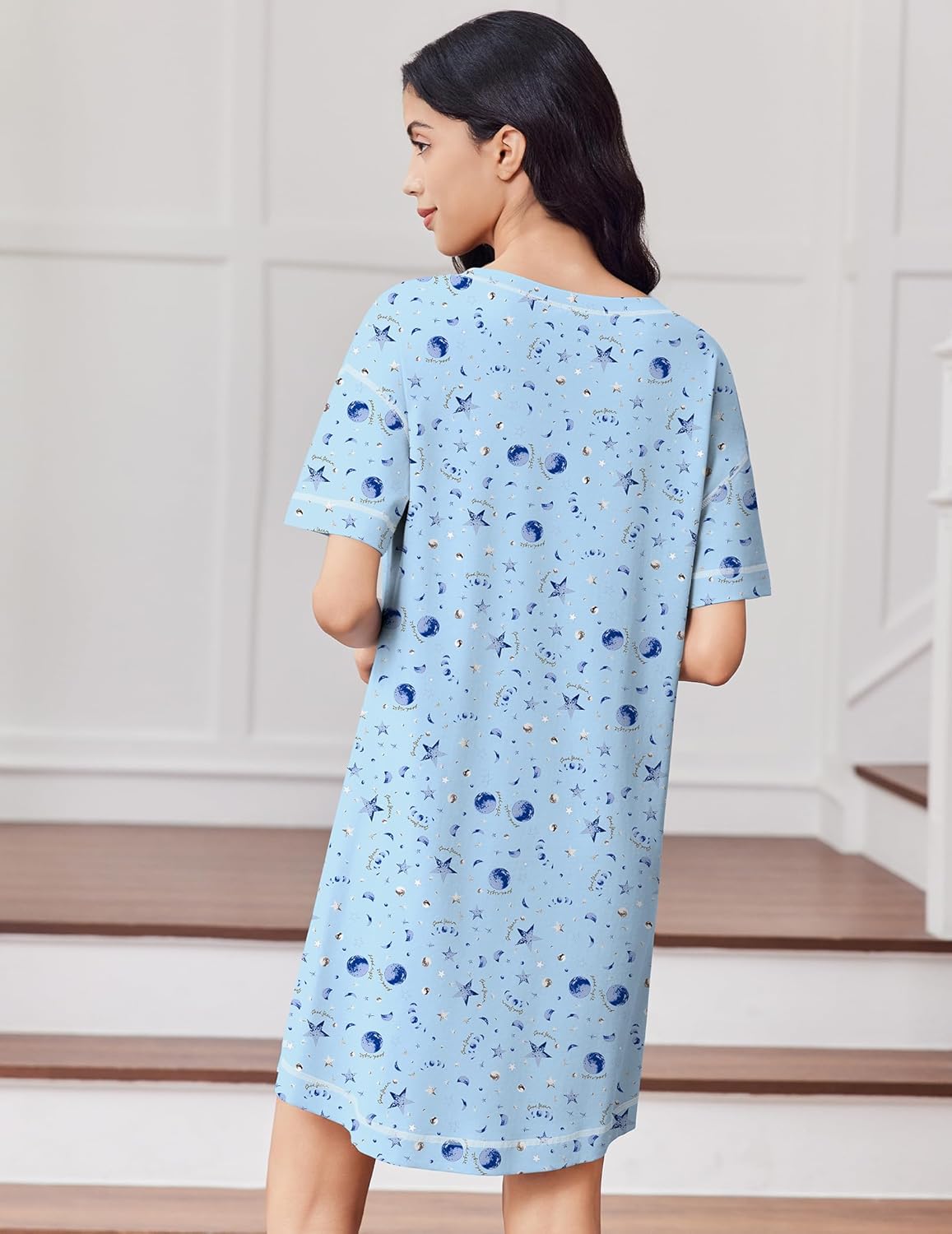 Light blue cotton nightgown, short sleeves, moon-and-star pattern on the back