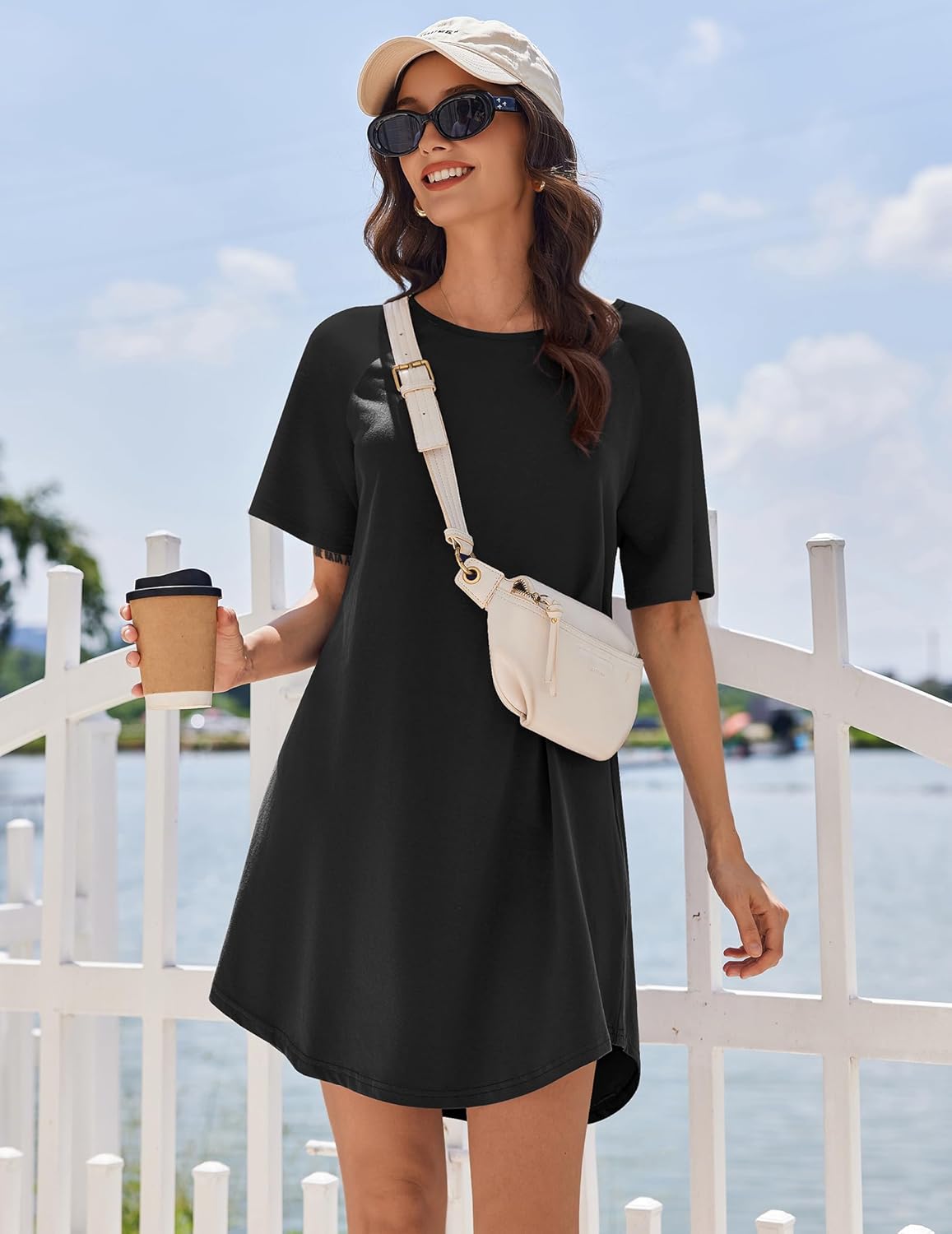 Black short-sleeve crew-neck nightdress with flared mini silhouette