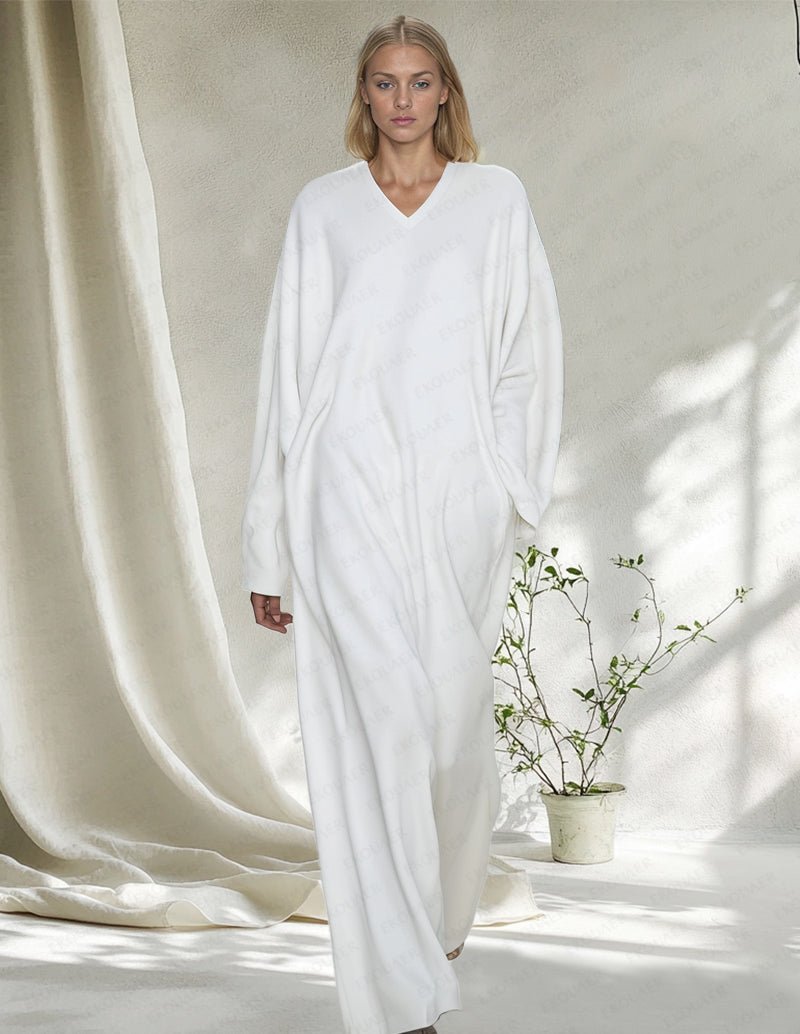White V-neck long-sleeve nightgown, full-length relaxed fit