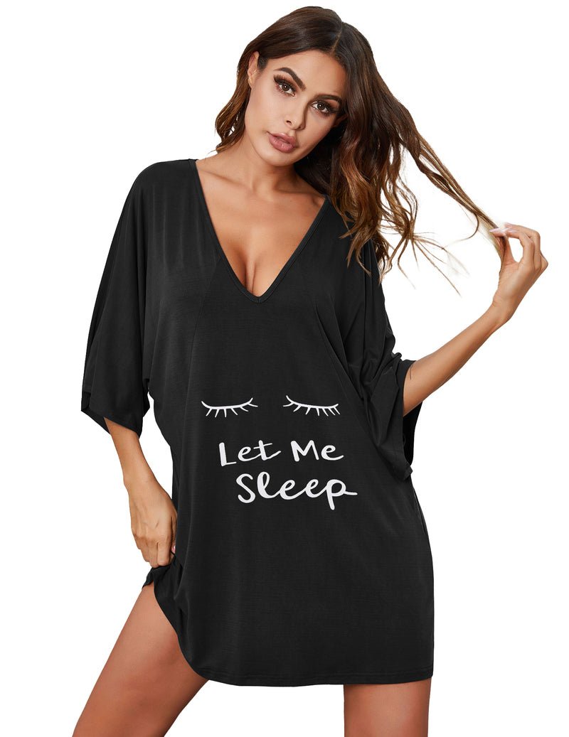 Schwarzes Nachtshirt mit tiefem V-Ausschnitt, Aufdruck „Let Me Sleep“ und Wimpern
