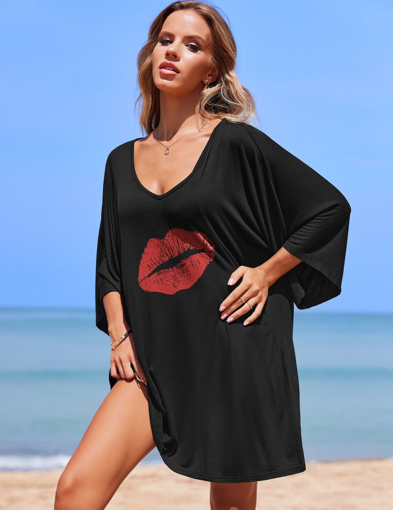 Schwarzes Nachtshirt mit tiefem V-Ausschnitt, rotes Lippenmotiv, Fledermausärmel, knielang