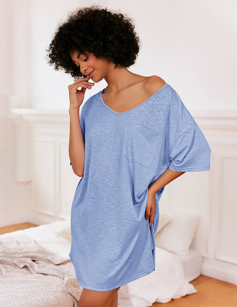 Light blue V-neck T-shirt nightgown with short sleeves and front pocket