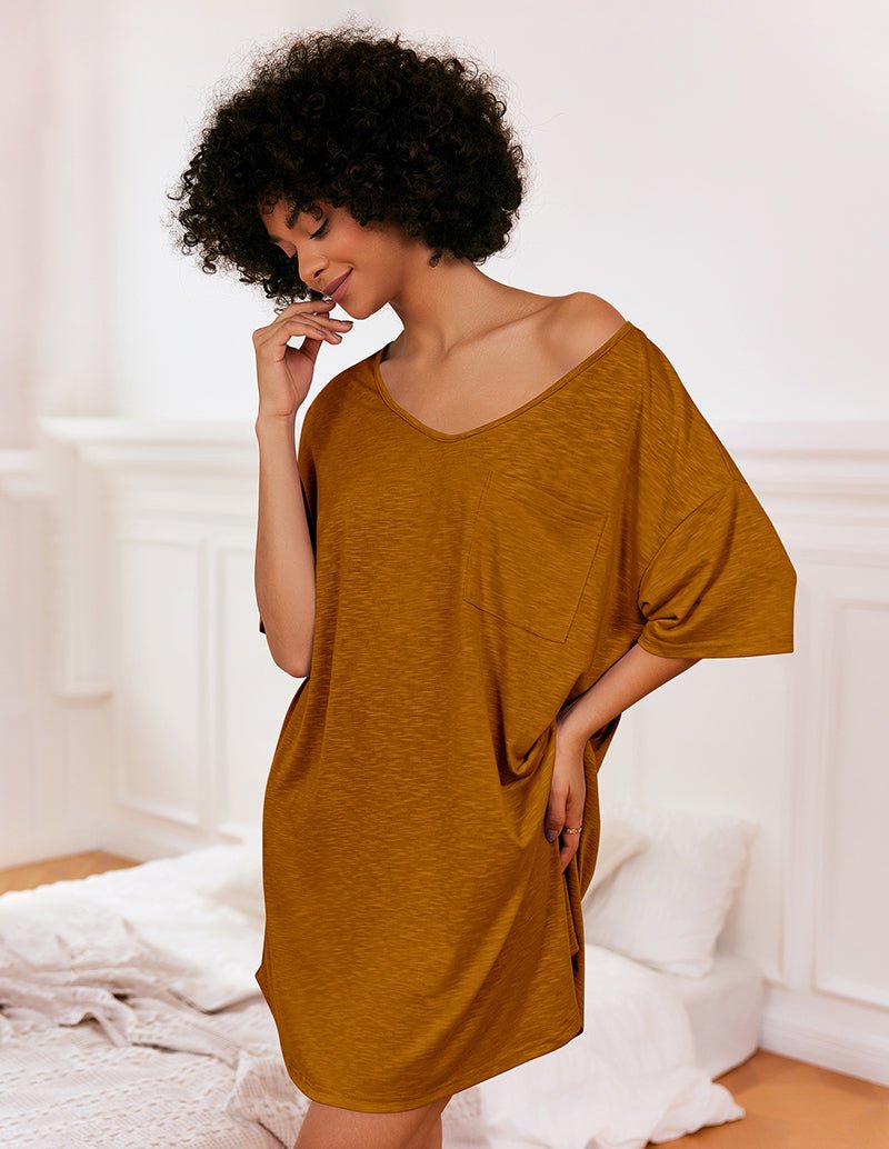 Orange V-neck T-shirt nightgown with short sleeves and side pocket seam