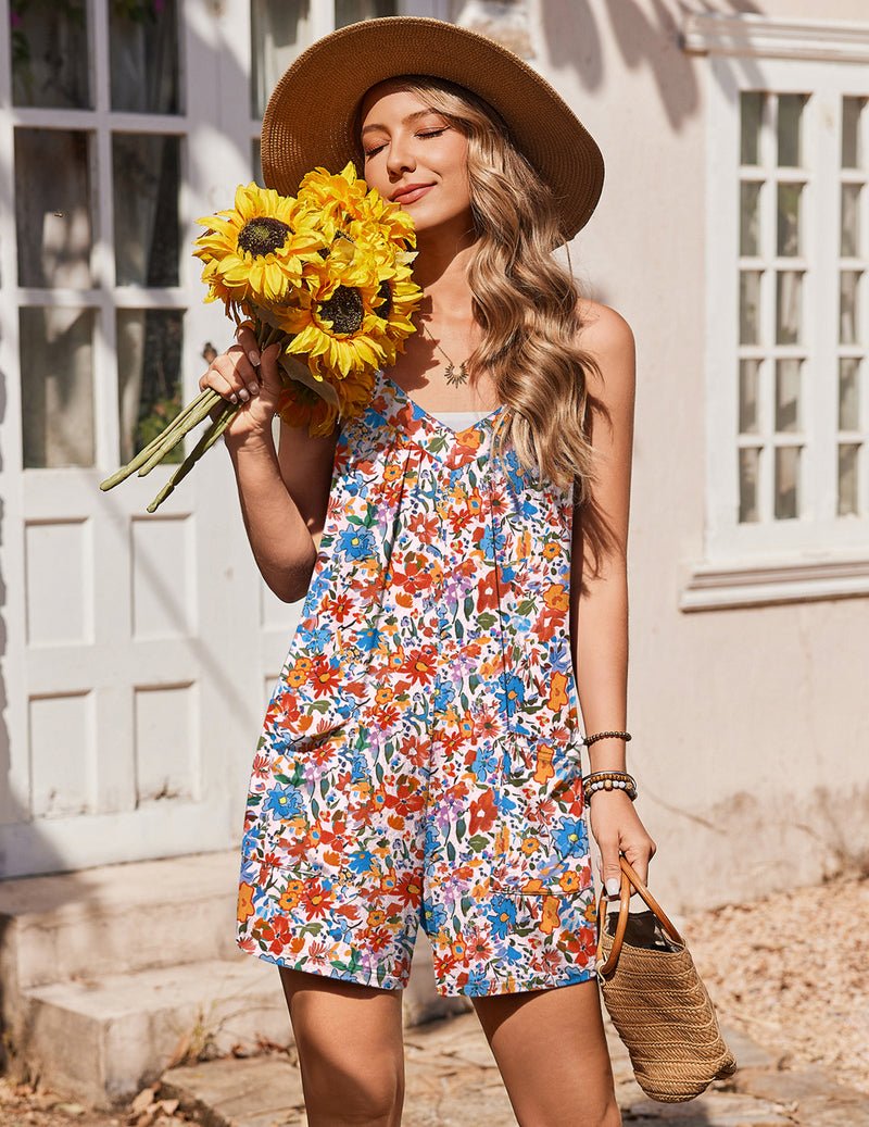 Floral sleeveless romper with boho shorts, V-neck and pockets, multicolor on light base