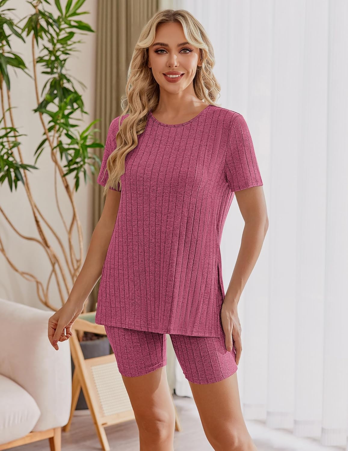 Umstands-Set 2-teilig mit geripptem Strick in Rose Red; Kurzarm-Shirt und Shorts