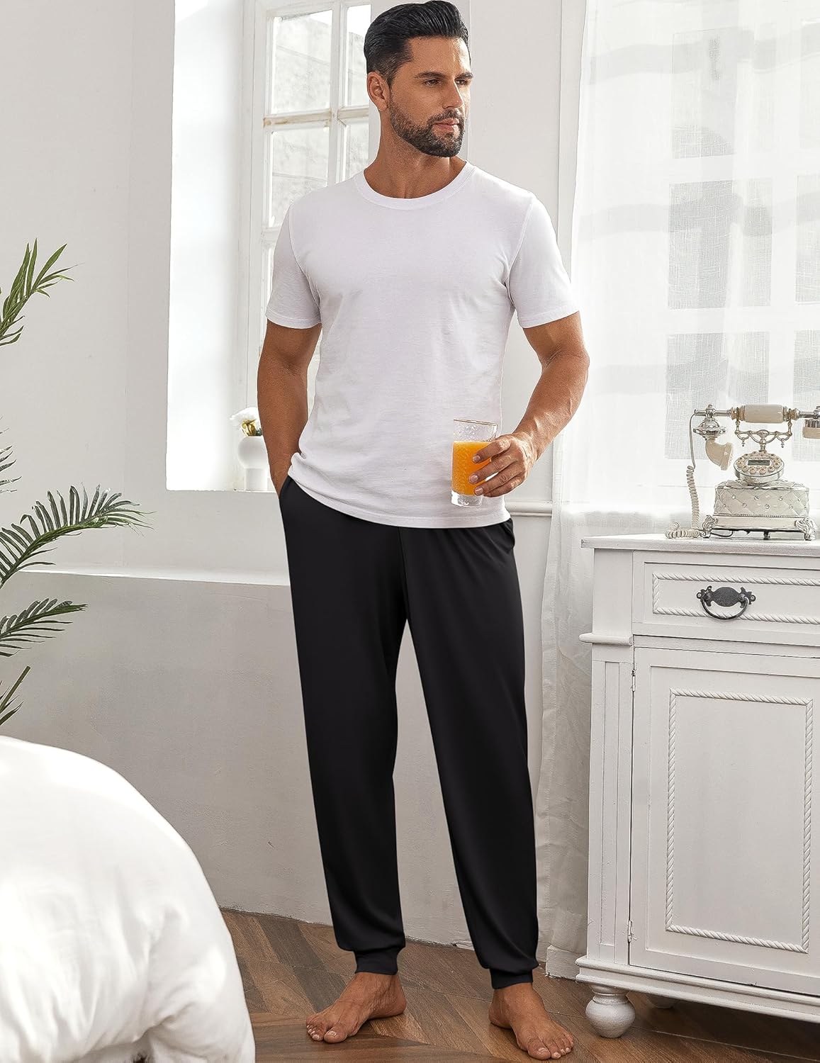 Men’s lightweight lounge pants in black with elastic drawstring waistband