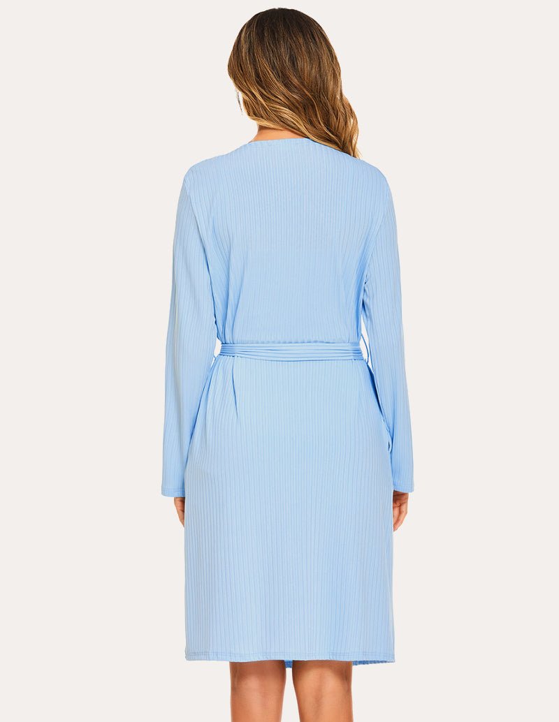 Blauer Kimono-Robe zum Pyjama-Set, Gürtel gebunden, Rückansicht