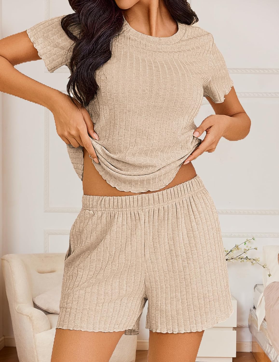 Ribbed knit pajama set in light beige: fitted top with scalloped hem and shorts