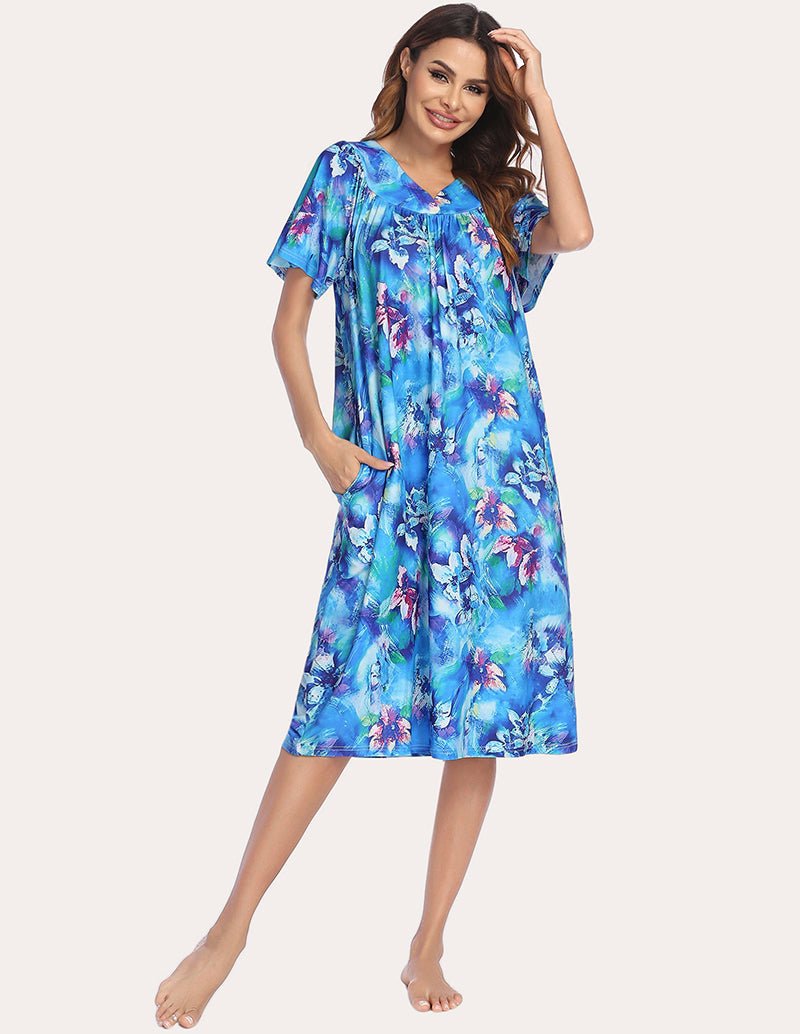 Buntes blaues Blumen-Kurzarm-Nachthemd mit V-Ausschnitt, weit schwingender Saum