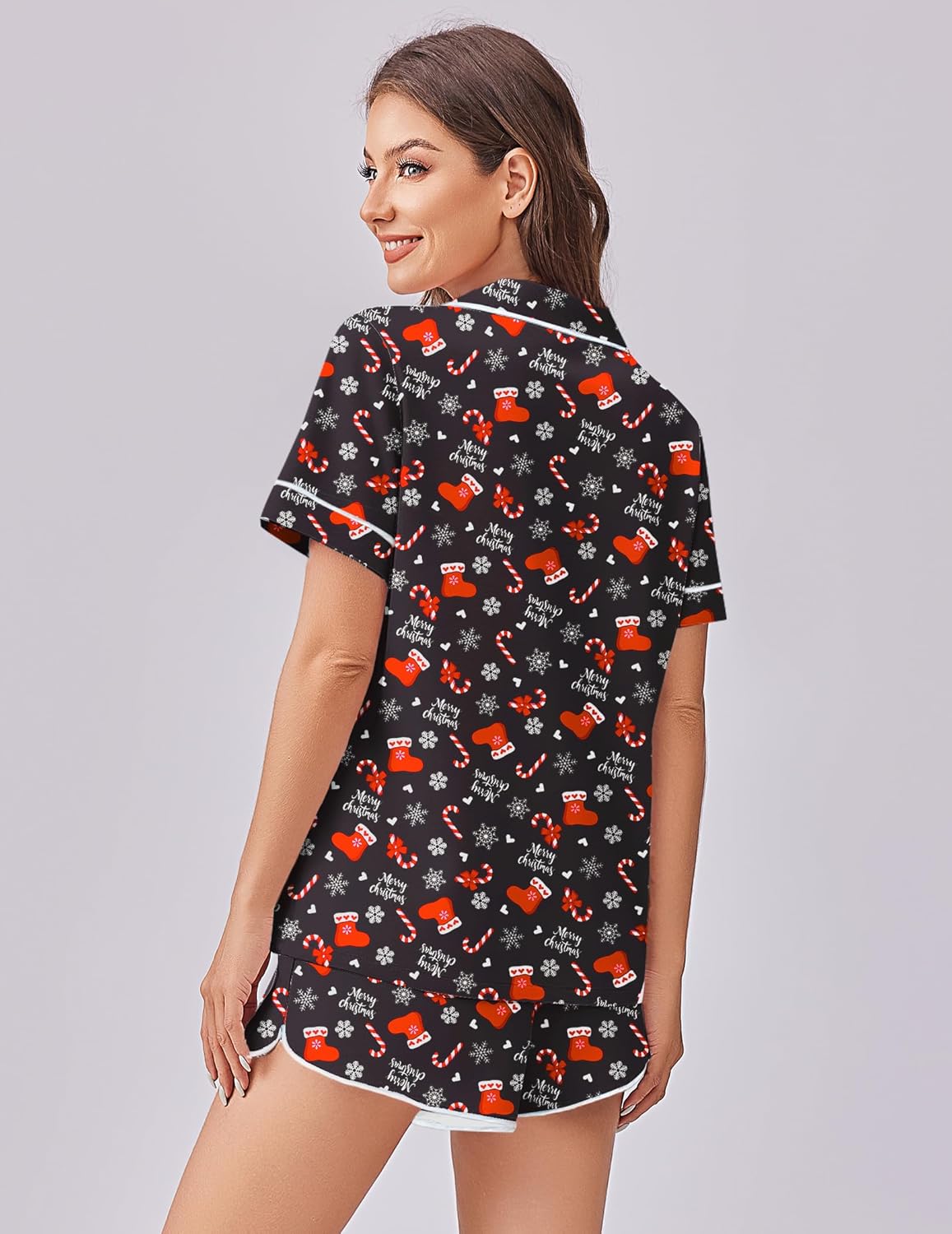 Black Christmas-print pajama top with collar and matching shorts, short sleeves