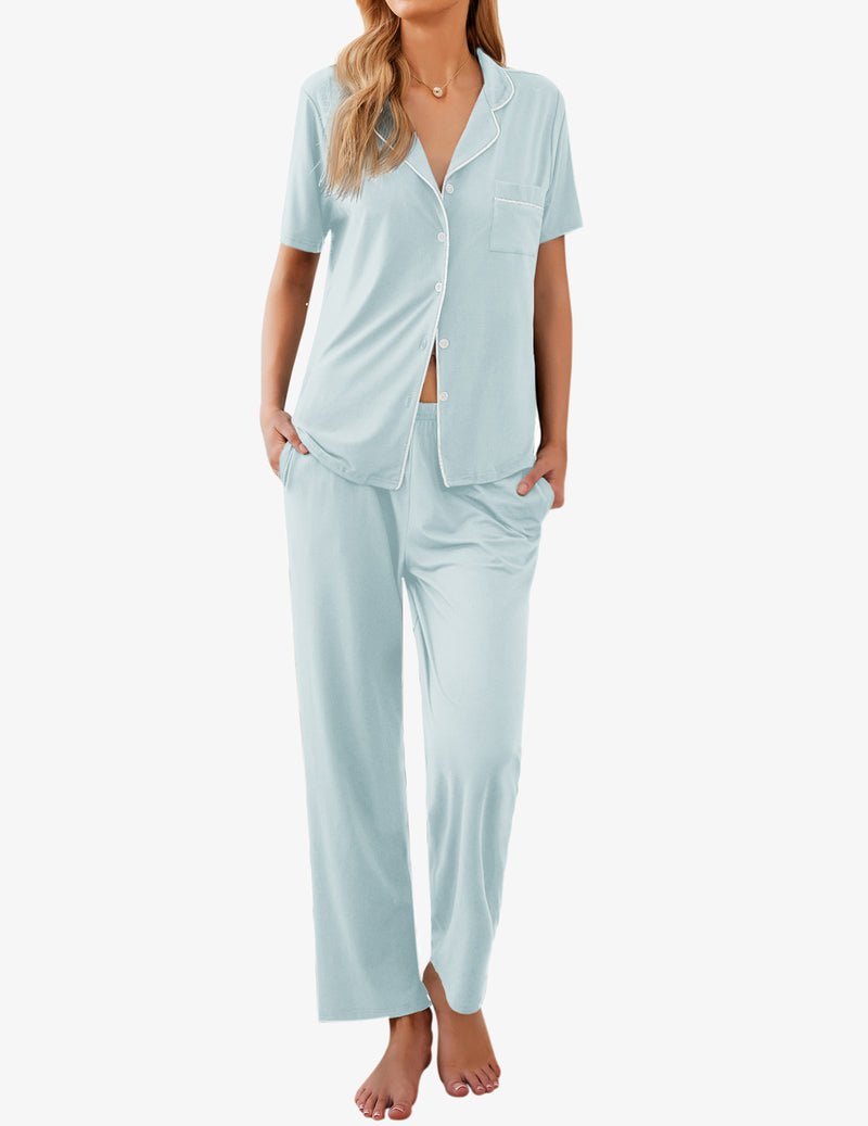 Pyjama set in ice blue, short-sleeve button top with chest pocket and long pants