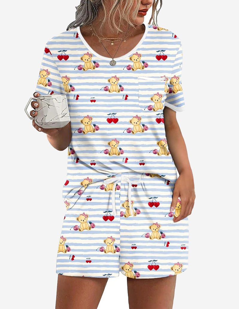 Zweiteiliges Pyjama-Set mit Teddy-Print, hellblau-weiß gestreift, T-Shirt und Shorts
