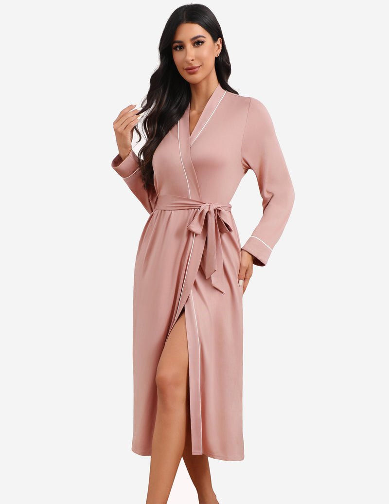 Soft knit bathrobe in misty rose pink, V-neck with contrast trim, tie belt, long sleeves