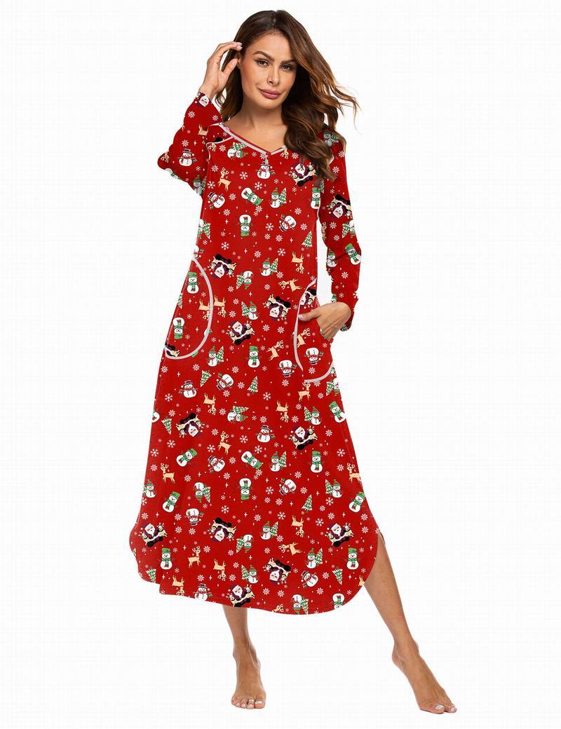Red V-neck nightshirt with Christmas print, long sleeves, side pockets