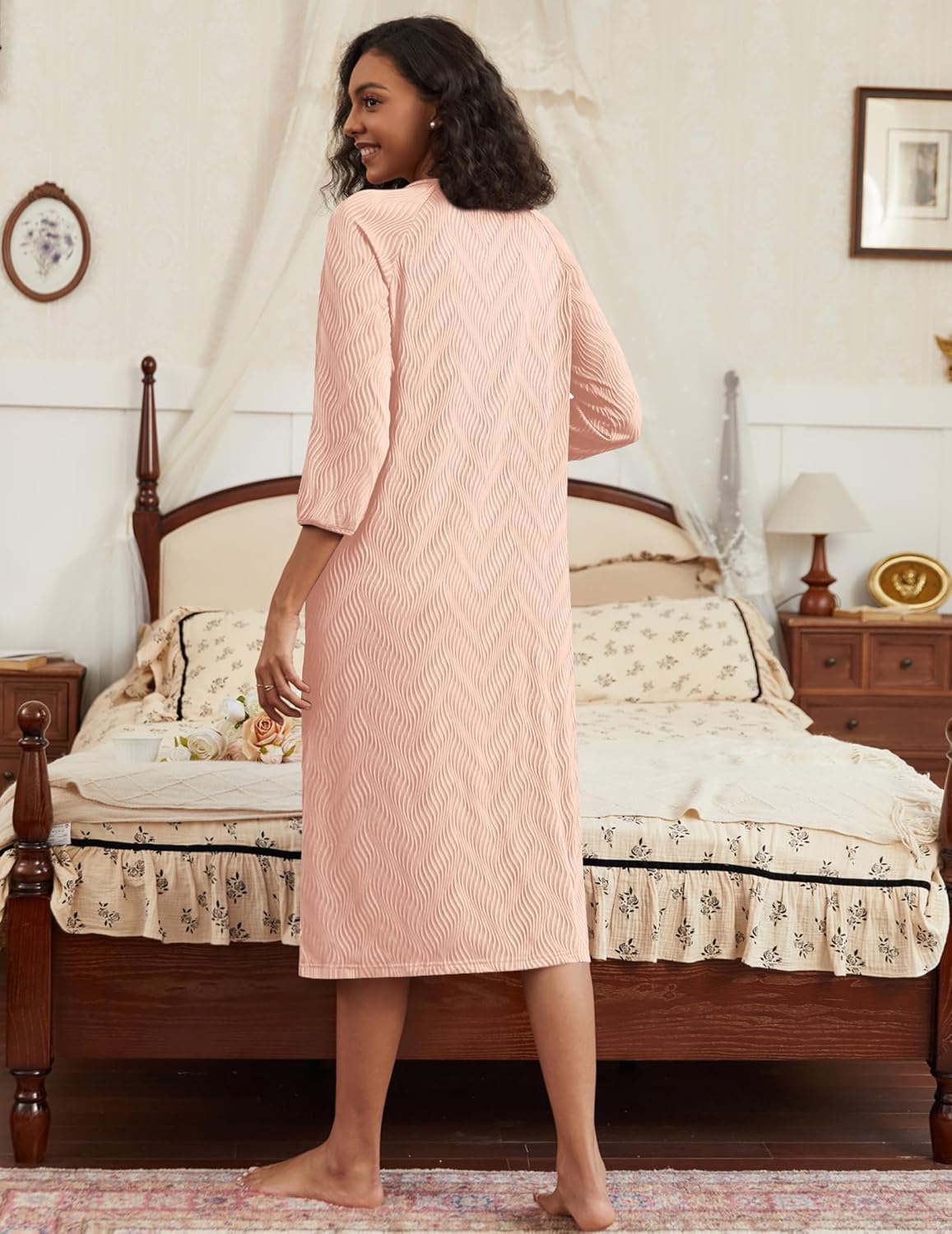 Women’s ribbed knit zip bathrobe, Misty Pink, long sleeves, back view