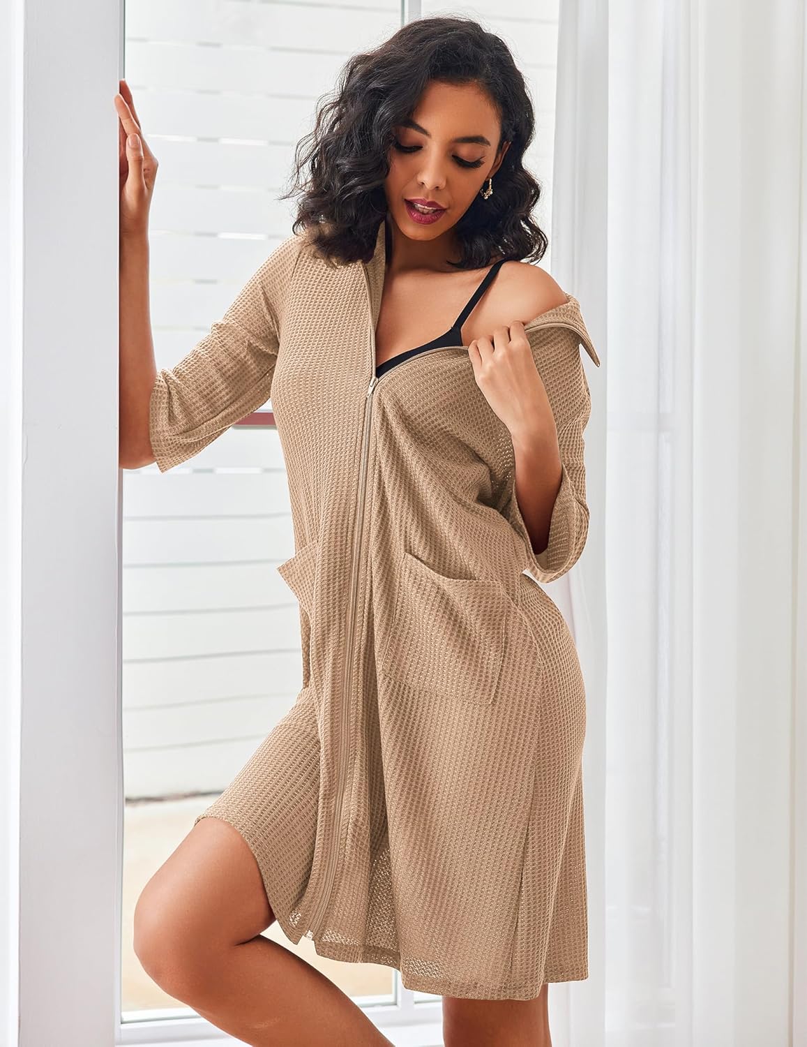 Waffle-knit zip bathrobe with pockets, light tan
