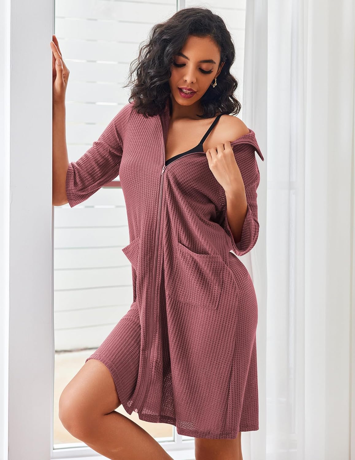 Mauve waffle-knit zip robe with pockets, open-front style